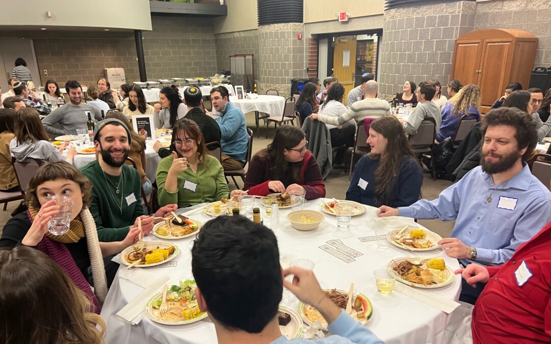 Over 100 Young Adults Gather for MEGA Shabbat